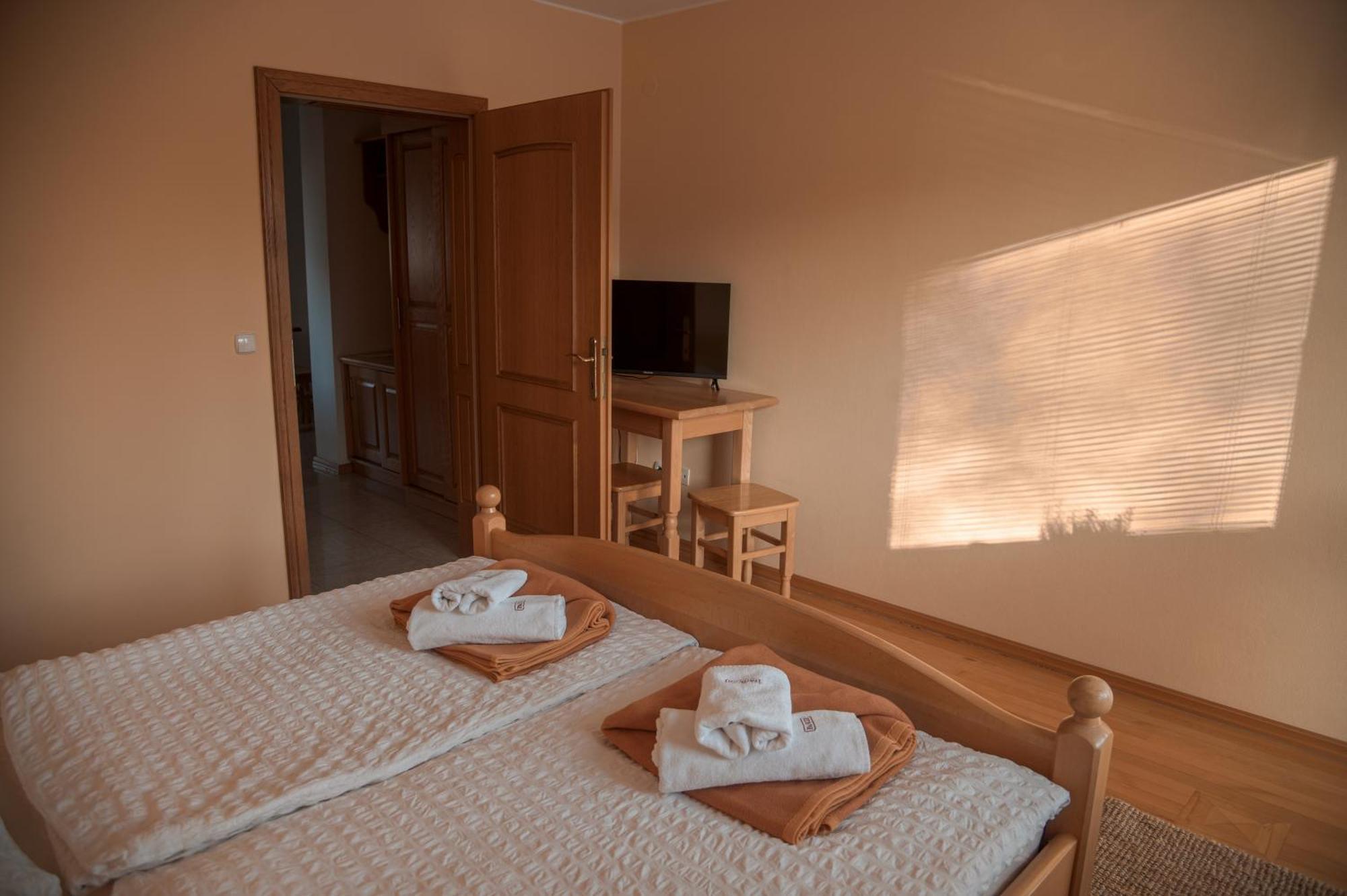 Rooms And Apartments Panker Moravske-Toplice Exterior photo